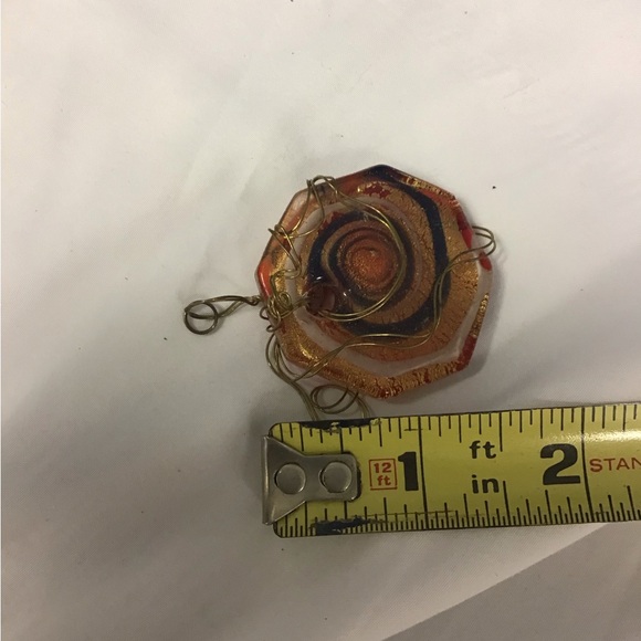 More art glass. This piece is without a pin for brooch. Brass wiring. - Picture 5 of 11